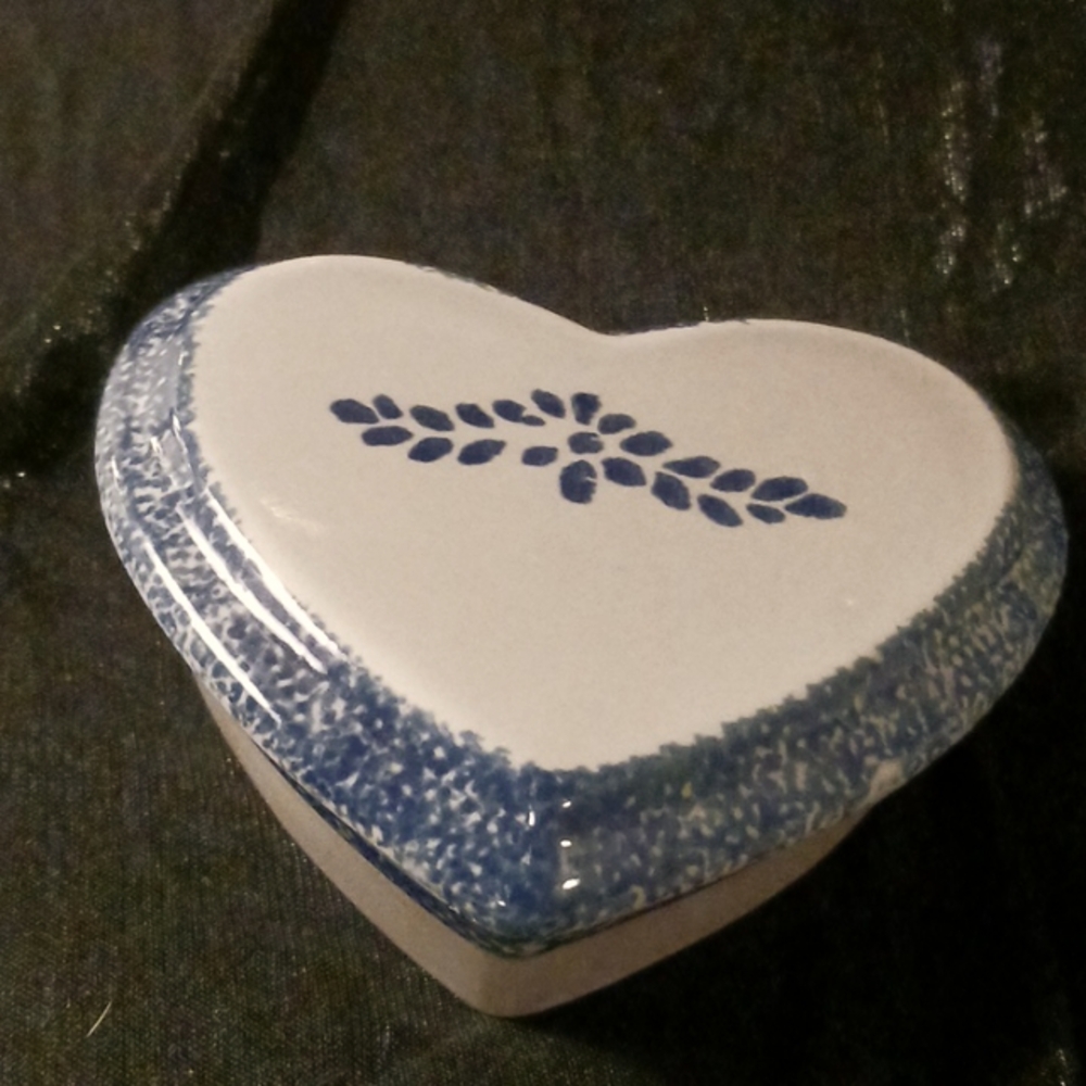 Heart Porcelain Gift or Trinket Box